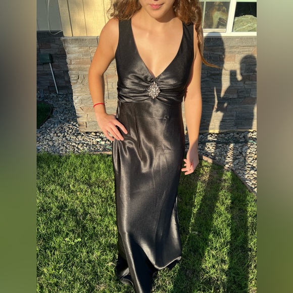 Vintage J.R. Nites Satin Evening Gown (6) - Picture 2 of 7